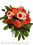 bukiet kwiatów na Dzień kobiet