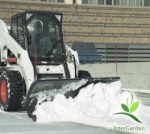 Piasek w workach do posypywania dróg, placów, chodników